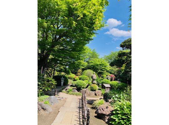 霊園